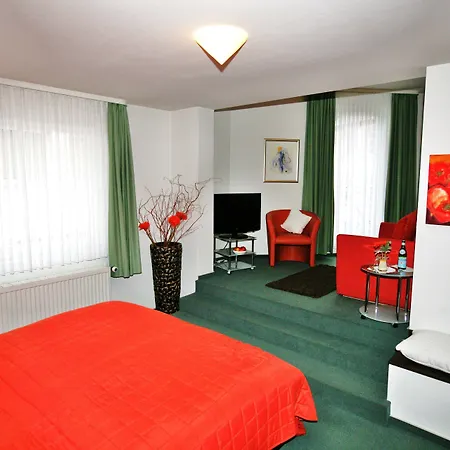 Saarburger Hof 3*